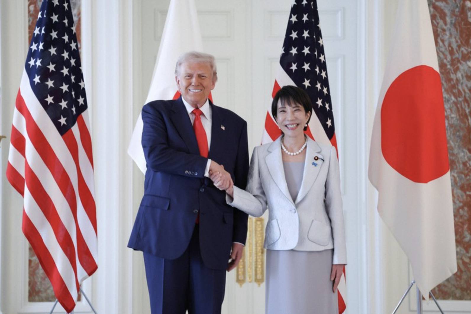 洋服・雑貨・ロイヤルスクール